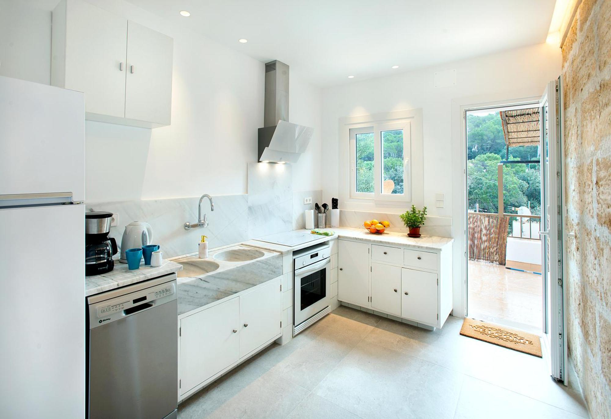 Owl Booking Villa Beach House Magdalena - 5 Min Walk To The Beach Cala de Sant Vicenc Eksteriør billede