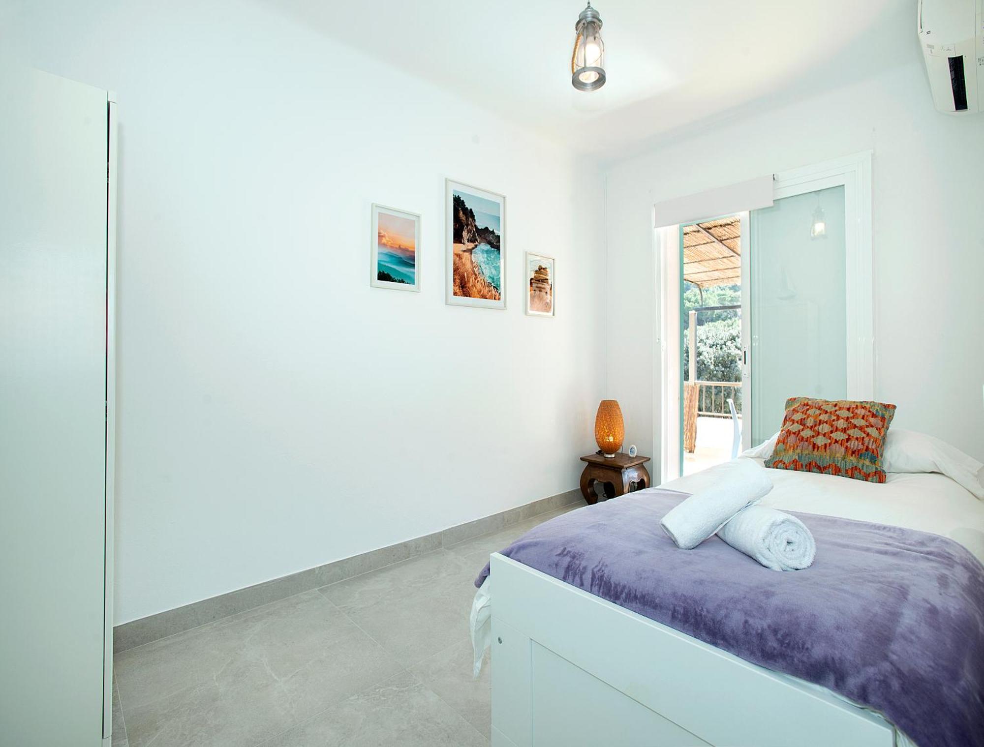 Owl Booking Villa Beach House Magdalena - 5 Min Walk To The Beach Cala de Sant Vicenc Eksteriør billede