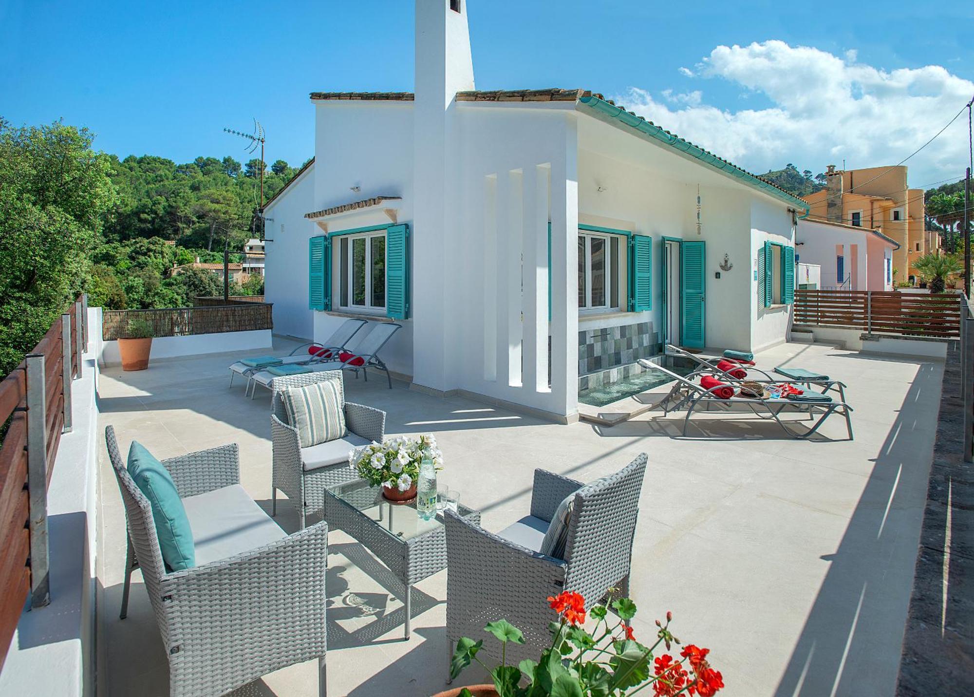 Owl Booking Villa Beach House Magdalena - 5 Min Walk To The Beach Cala de Sant Vicenc Eksteriør billede